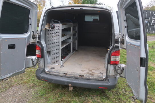 Varebil VOLKSWAGWEN transporter kasseveogn 2,0 tdi