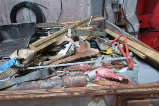 Lastbil MAN 14.224 m. HIAB kran