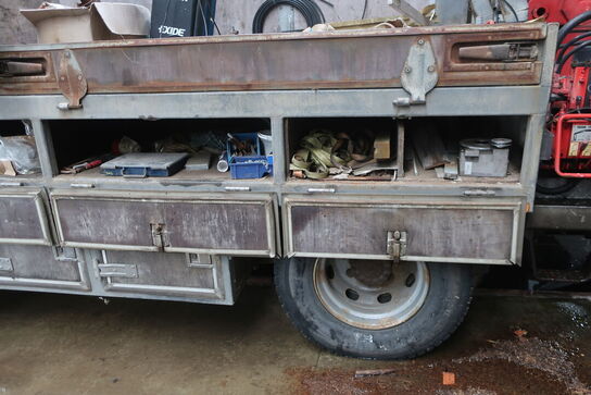 Lastbil MAN 14.224 m. HIAB kran