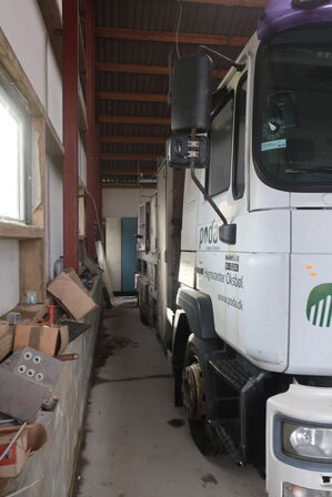 Lastbil MAN 14.224 m. HIAB kran