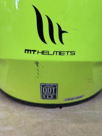 MC hjelm, MT HELMETS