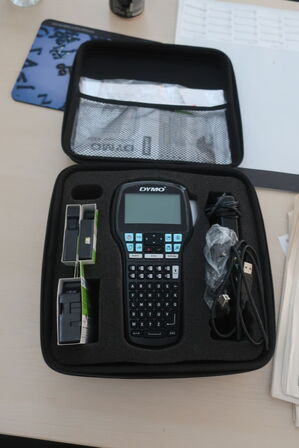 Label printer DYMO D1