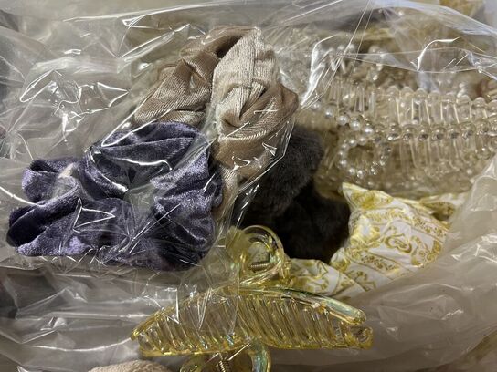 2 ks. Hårklemmer + emballage