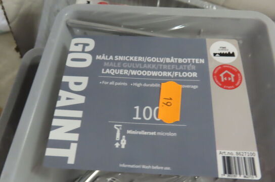 2 stk. Kasser med malerrullesæt