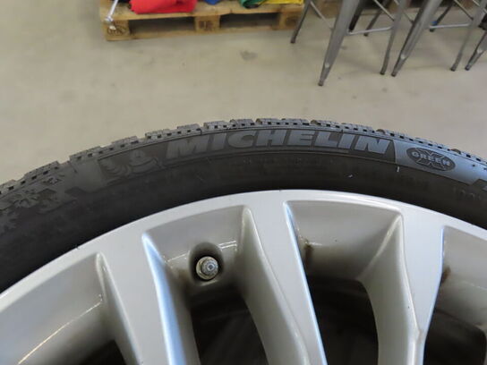 BMW fælge med MICHELIN vinterdæk til BMW 5-Serie