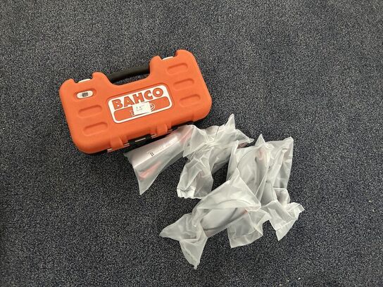 MILWAUKKE Sikkerhedsbriller og BAHCO Topsæt