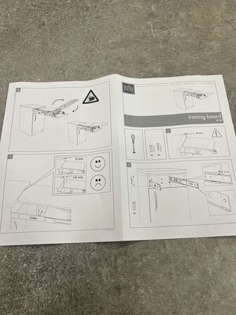 Strygebrædtsudtræk uden skab