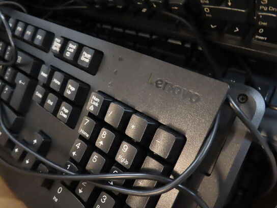 Kasse med blandede Tasteturere og mus, LENOVO, LOGITECH, HP