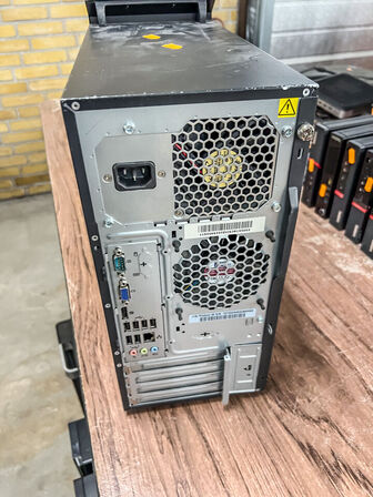 LENOVO Thinkcentre M91p/Intel i5-2400 /4GB/500GB HDD