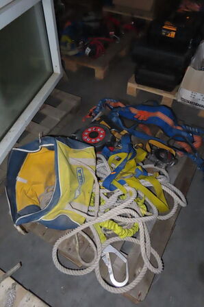 Palle med diverse faldsikringer