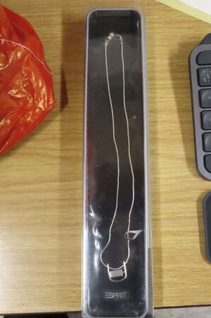 Stort parti diverse smykker ESPRIT