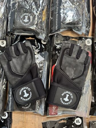 40 par. ass. træningshandsker m.m.