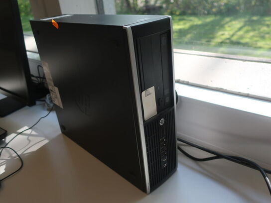 HP 23" skærm Elitedisplay E231 (PC medfølger ikke)