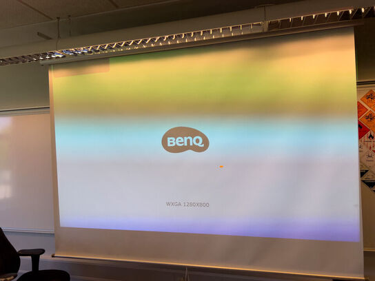 Projektor BENQ MW536 inkl. lærred