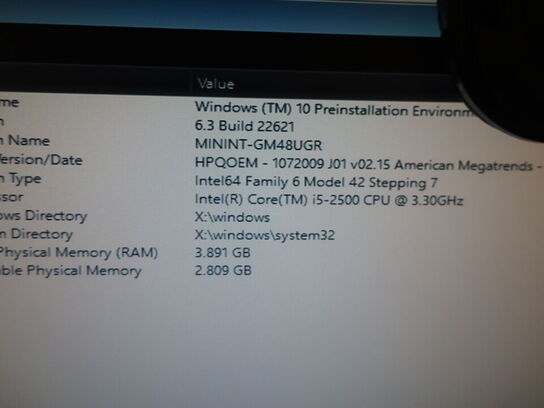 HP 22" skærm m. tastatur L2208w (PC medfølger ikke)