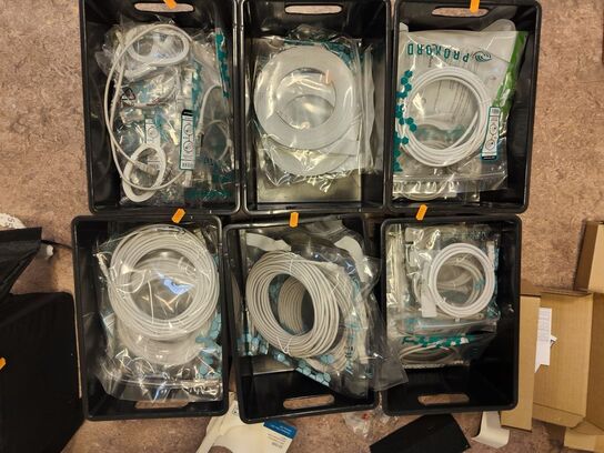 6 ks. m. RJ45 kabler i forsk. længder (ubrugt) (se billeder)