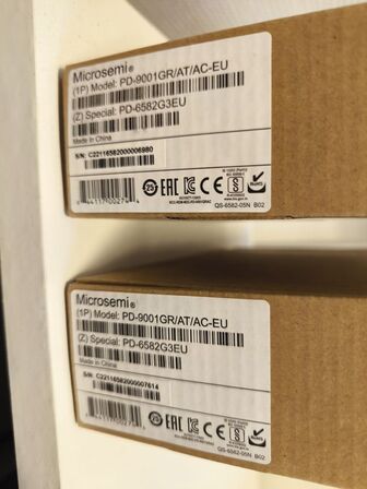 2 stk. MICROSEMI PD-9001GR/AT/AC 30W PoE adaptere (ubrugt)