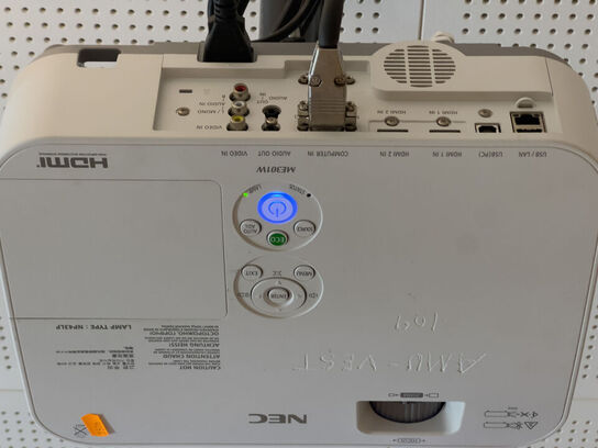 Projektor NEC ME301W inkl. lærred & højttalere