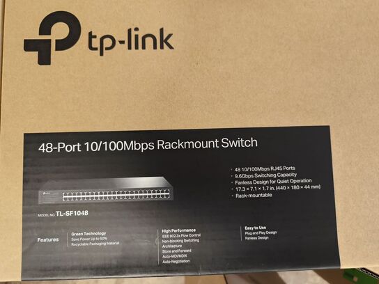 Netværksswitch TP-LINK TL-SF1048 48 port (ubrugt)