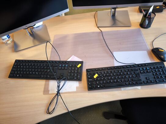 2 stk. 27" HP EliteDisplay E273 inkl. 2 stk. tastatur, mus & dockingstation