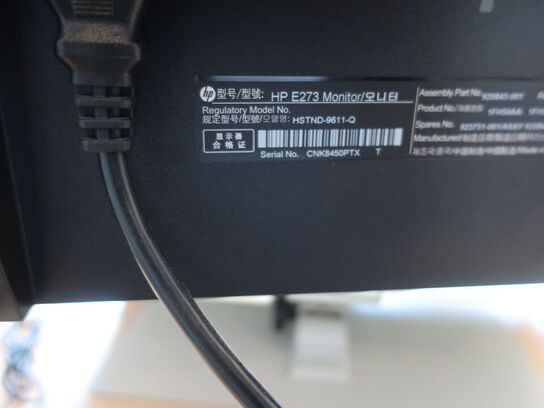 2 stk. HP EliteDisplay 27" skærme inkl. rollermouse & div. tilbehør