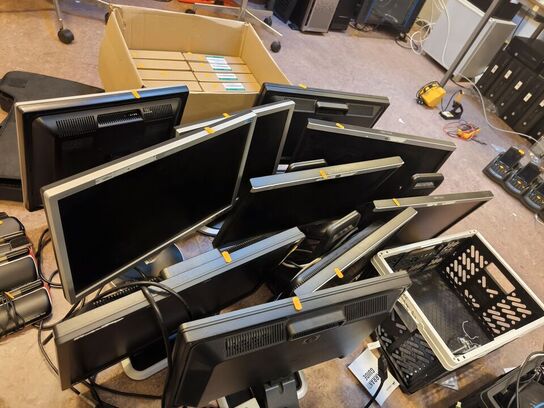 10 stk. ældre skærme (se billeder)