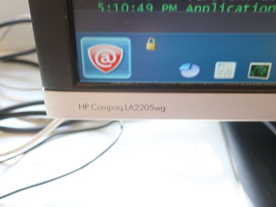 HP 23" skærm LA2205 (PC medfølger ikke)