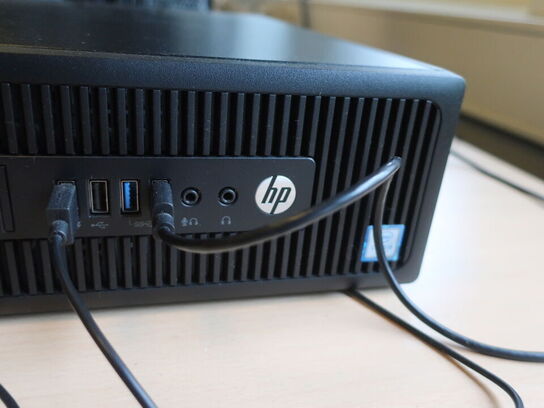 HP 22" skærm m. tastatur L2208w (PC medfølger ikke)