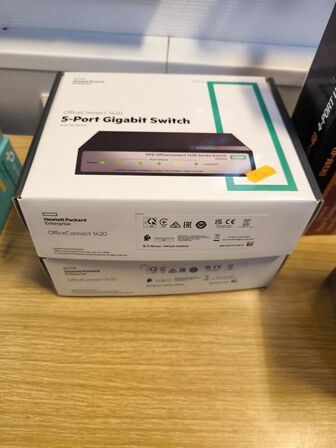 2 stk. HP OfficeConnect 1420 5 port netværksswitche (ubrugt)