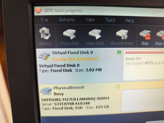 Skærm 22" m. tastatur HP L2206w (PC medfølger ikke)