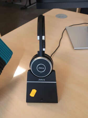 Headset JABRA Evolve 65 inkl. stand