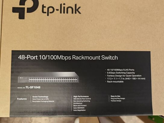 Netværksswitch TP-LINK TL-SF1048 48 port (ubrugt)