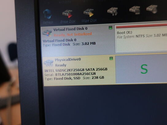 HP 22" skærm m. tastatur L2208w (PC medfølger ikke)