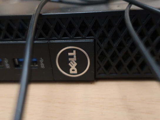 HP 22" skærm m. tastatur SynchMaster 2243 (PC medfølger ikke)