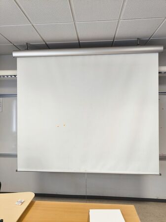 Projektor NEC ME311W inkl. lærred