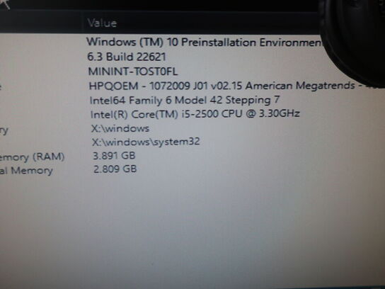 HP 22" skærm m. tastatur L2208w (PC medfølger ikke)