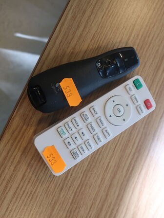 Projektor BENQ MW612 inkl. lærred