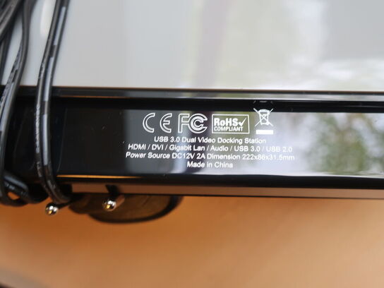 HP 22" skærm m. tastatur L2208w (PC medfølger ikke)