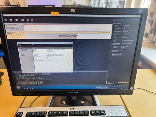 Skærm 22" m. tastatur HP L2206w (PC medfølger ikke)