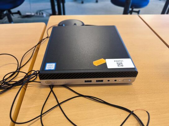 Skærm 22" m. tastatur HP L2206w (PC medfølger ikke)