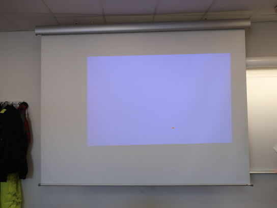 Projektor NEC ME301W inkl. lærred