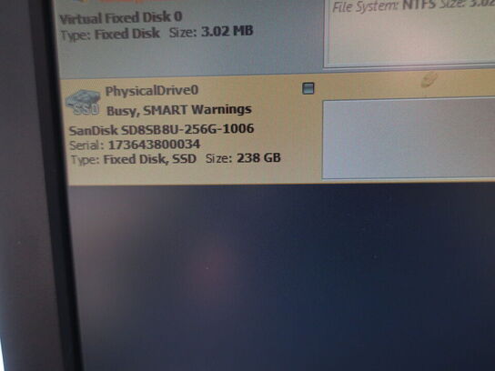 Skærm 22" m. tastatur HP L2208w (PC medfølger ikke)