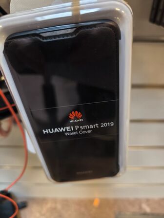 17 stk. covers til div. smartphones (ubrugt) (se billeder)