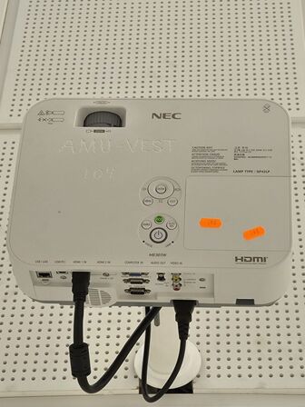 Projektor NEC ME301W inkl. lærred