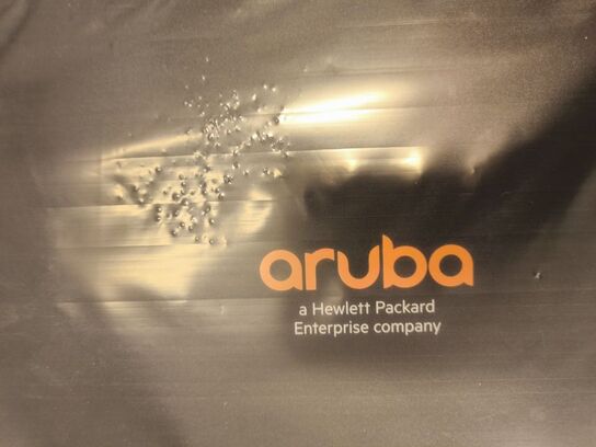 Netværksswitch HP ARUBA 6000 48 port (ubrugt)