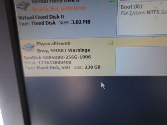 Skærm 22" m. tastatur HP L2206w (PC medfølger ikke)