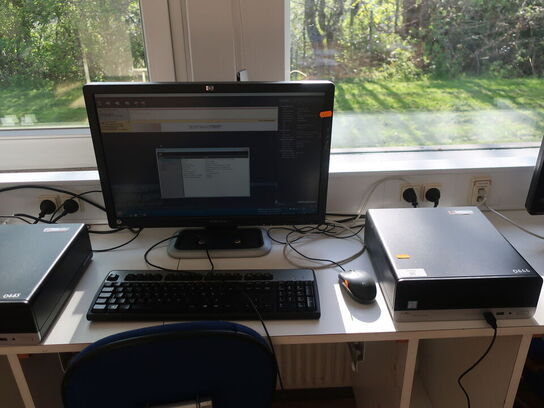 Skærm 22" m. tastatur HP L2206w (PC medfølger ikke)