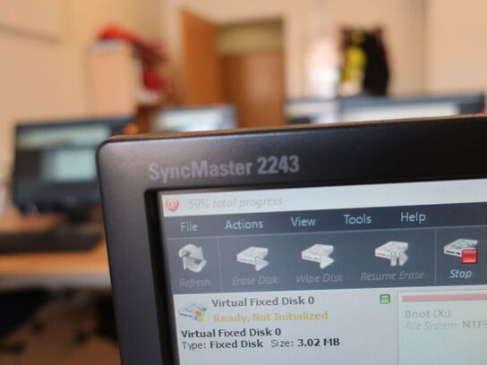 SAMSUNG 22" skærm SyncMaster 2243 (PC medfølger ikke)