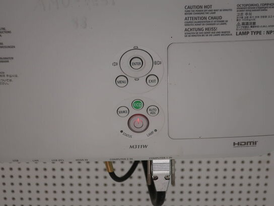 Projektor NEC ME311W inkl. lærred