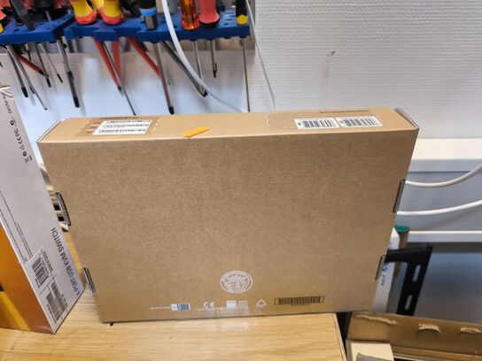 Netværksswitch CISCO CBS250-8T-D-EU 8 port (ubrugt)